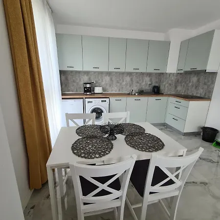 Gold Apartment